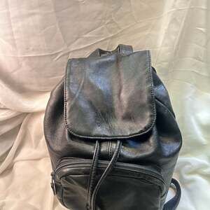 Kenneth Cole Black Leather Backpack
